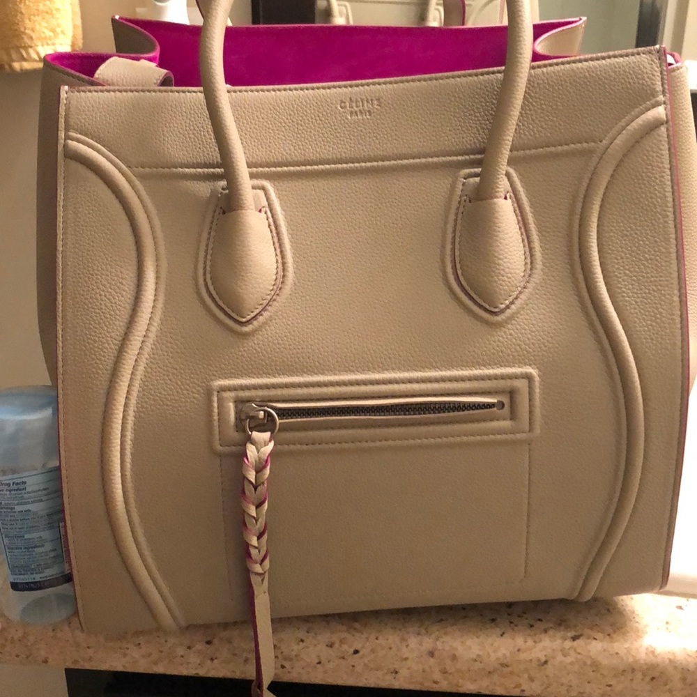 Brand NEW Céline - Picture 3 of 12